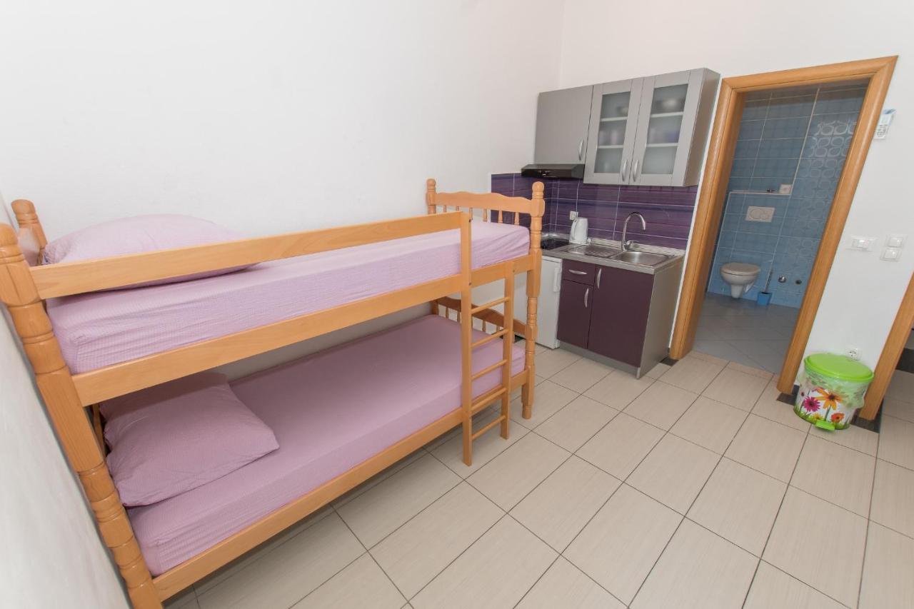 Studio Apartments Zloic In Krvavica Exterior foto